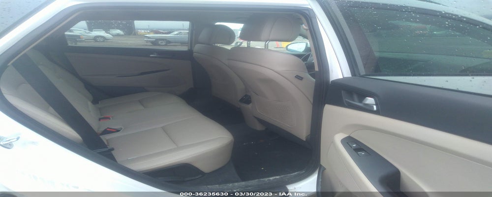 KM8J3CA27GU185708 2016 HYUNDAI TUCSON photo no. 8