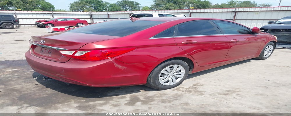5NPEB4AC2BH063462 2011 HYUNDAI SONATA photo no. 4