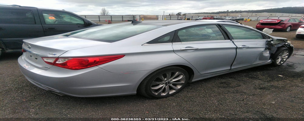 5NPEC4AB5CH331085 2012 HYUNDAI SONATA photo no. 4