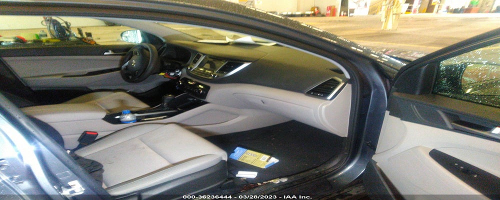 KM8J2CA42JU606178 2018 HYUNDAI TUCSON photo no. 5