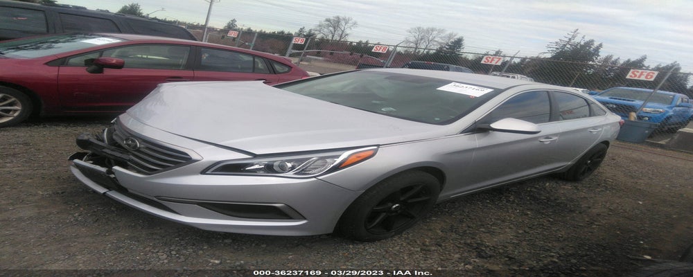 5NPE24AF5HH530540 2017 HYUNDAI SONATA photo no. 2