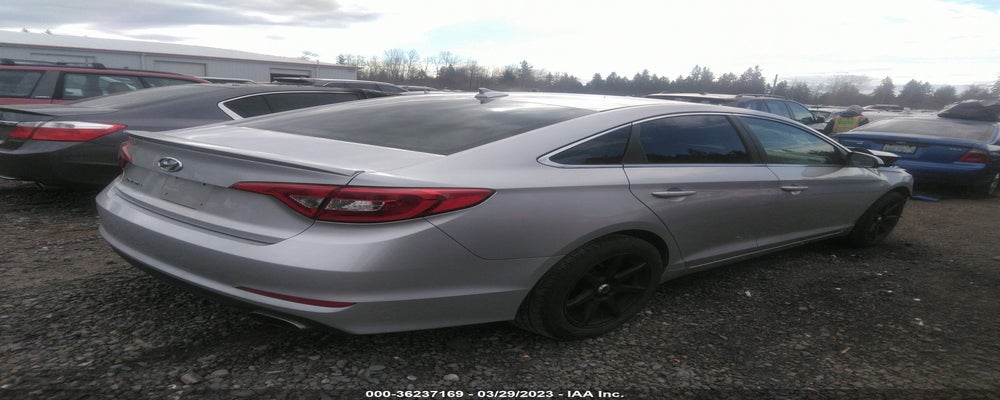 5NPE24AF5HH530540 2017 HYUNDAI SONATA photo no. 4