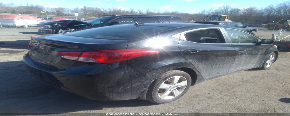 5NPDH4AE5DH155258 2013 HYUNDAI ELANTRA photo no. 4