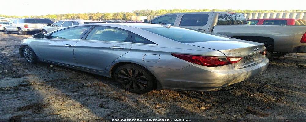 5NPEC4ACXDH723814 2013 HYUNDAI SONATA photo no. 3