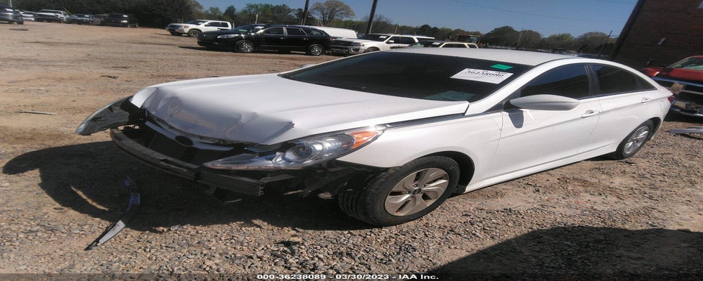5NPEB4AC2EH820462 2014 HYUNDAI SONATA photo no. 2