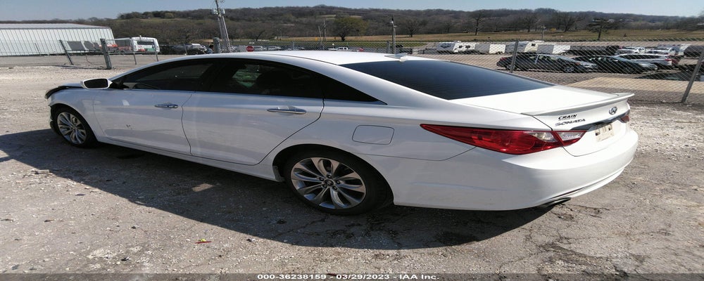 5NPEC4AC4DH636197 2013 HYUNDAI SONATA photo no. 3