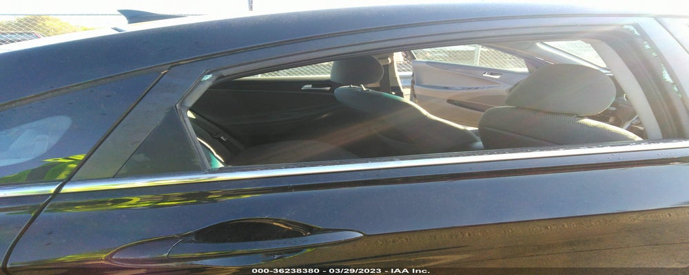 5NPEB4ACXCH400106 2012 HYUNDAI SONATA photo no. 6