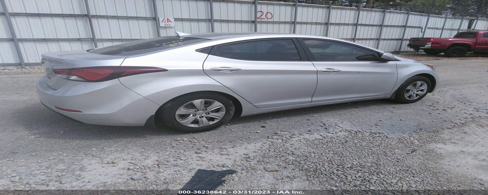 KMHDH4AE4GU512239 2016 HYUNDAI ELANTRA photo no. 4