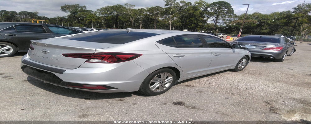 KMHD84LF5KU858153 2019 HYUNDAI ELANTRA photo no. 4