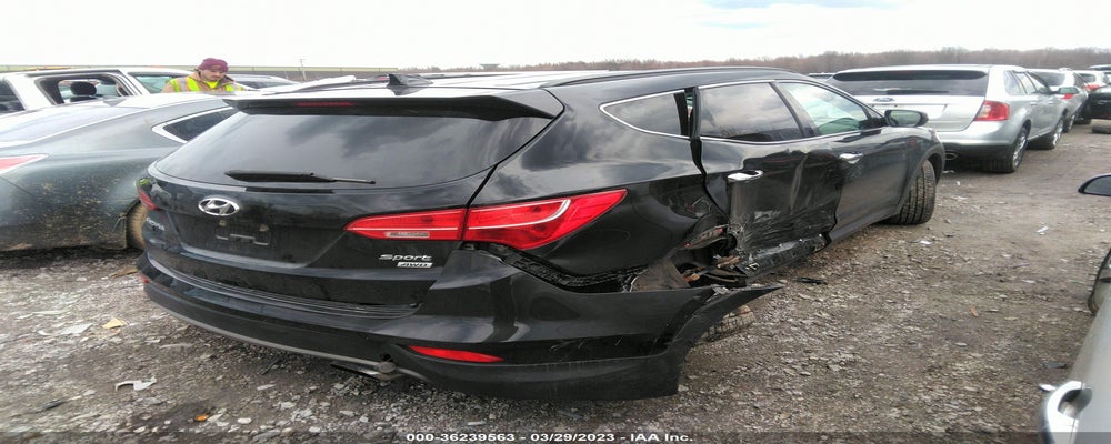 5XYZUDLB1GG380020 2016 HYUNDAI SANTA FE SPORT photo no. 4