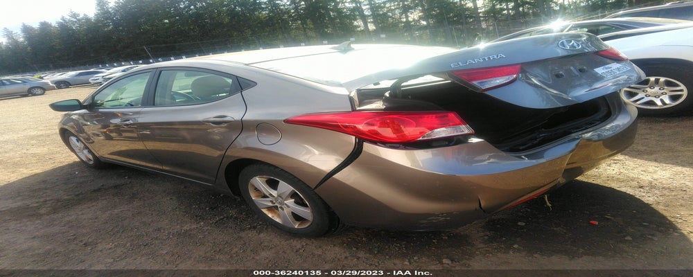 5NPDH4AE4DH347805 2013 HYUNDAI ELANTRA photo no. 3