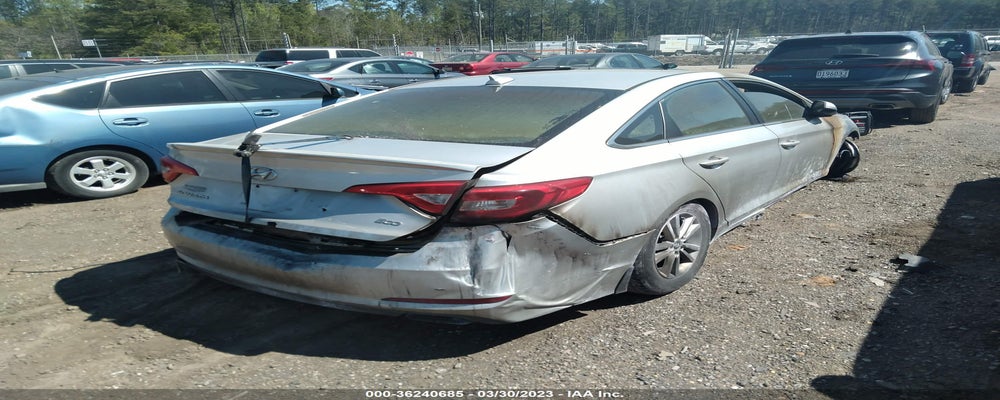 5NPE24AA1FH097123 2015 HYUNDAI SONATA photo no. 4
