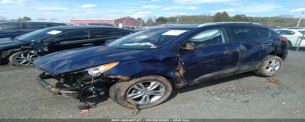 KM8JU3AC0BU136655 2011 HYUNDAI TUCSON photo no. 2