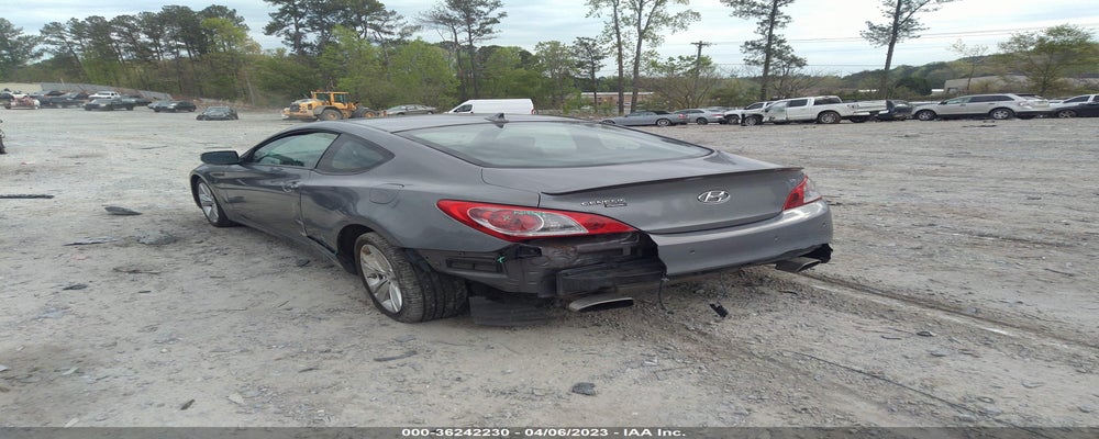 KMHHU6KHXBU045631 2011 HYUNDAI GENESIS COUPE photo no. 3