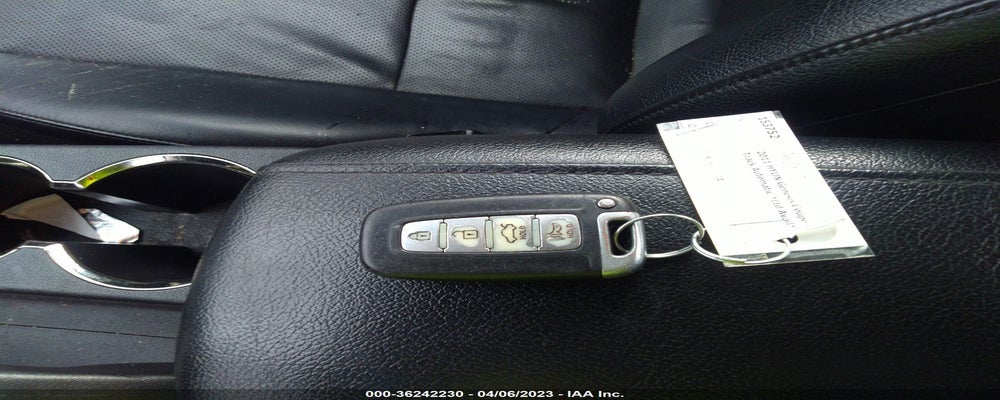 KMHHU6KHXBU045631 2011 HYUNDAI GENESIS COUPE photo no. 6