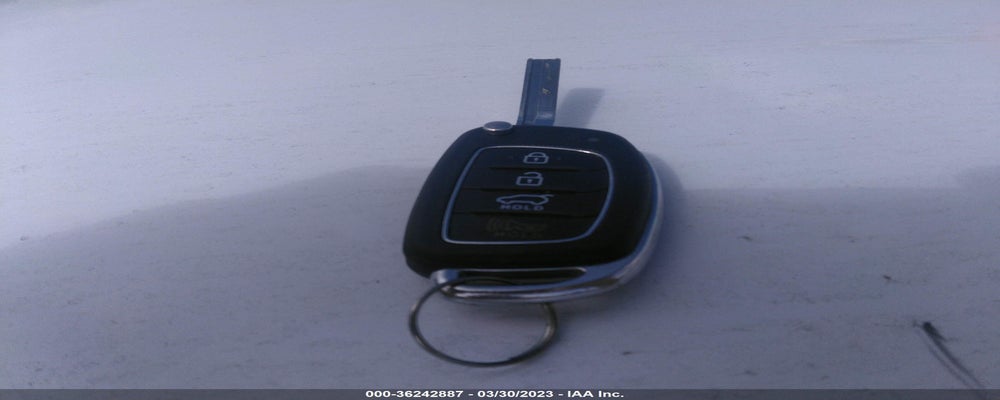 5NMZTDLB2JH087775 2018 HYUNDAI SANTA FE SPORT photo no. 11