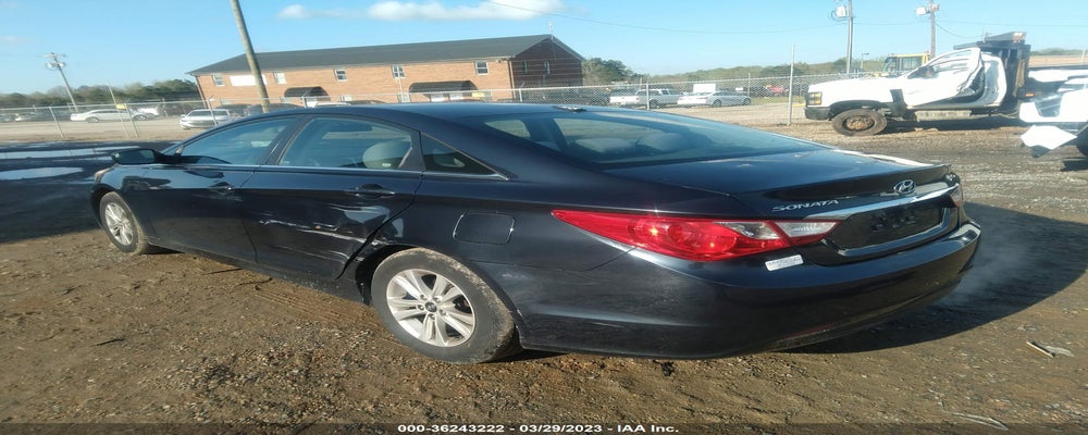 5NPEB4AC3BH125998 2011 HYUNDAI SONATA photo no. 3