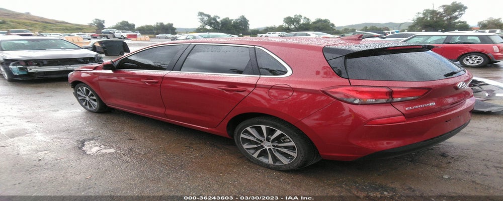 KMHH35LE2JU013272 2018 HYUNDAI ELANTRA GT photo no. 3