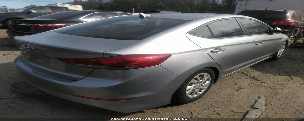 5NPD74LF4HH209373 2017 HYUNDAI ELANTRA photo no. 4