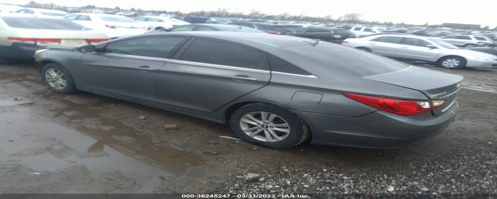 5NPEB4AC7DH623818 2013 HYUNDAI SONATA photo no. 3