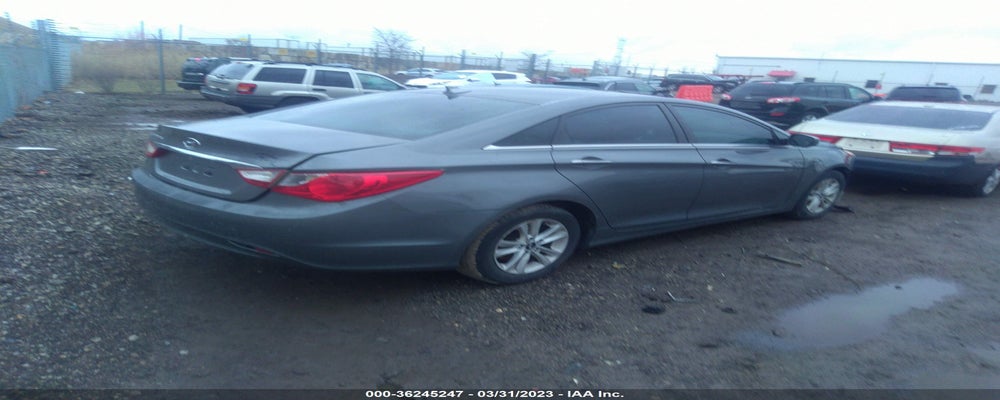 5NPEB4AC7DH623818 2013 HYUNDAI SONATA photo no. 4
