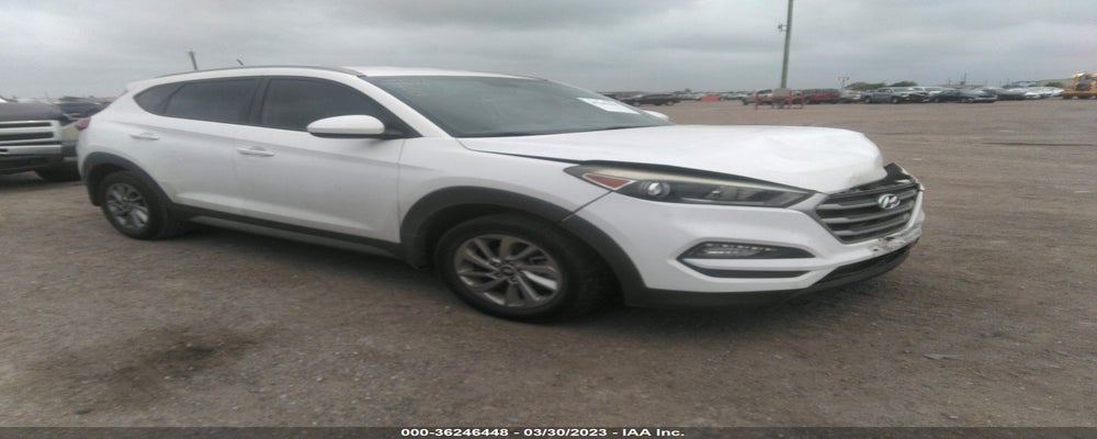 KM8J33A4XHU329495 2017 HYUNDAI TUCSON photo no. 2