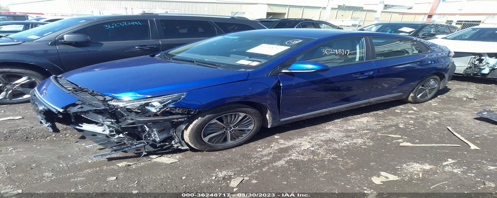 KMHC65LD0NU272695 2022 HYUNDAI IONIQ PLUG-IN HYBRID photo no. 2