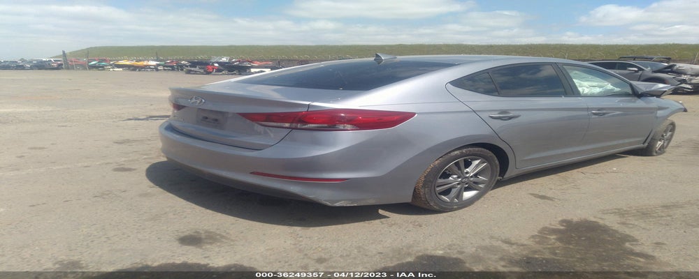 5NPD84LF5HH080699 2017 HYUNDAI ELANTRA photo no. 4