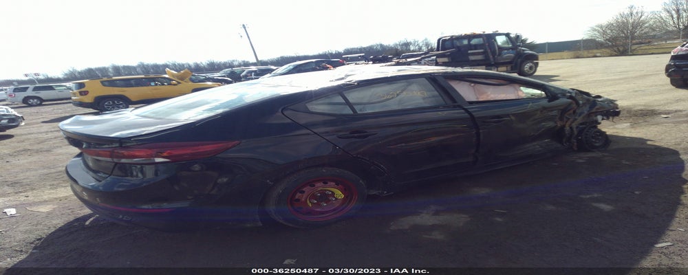 KMHD74LF0JU538420 2018 HYUNDAI ELANTRA photo no. 4