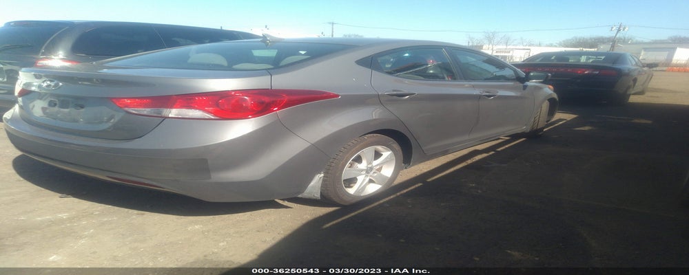 5NPDH4AE0DH329723 2013 HYUNDAI ELANTRA photo no. 4