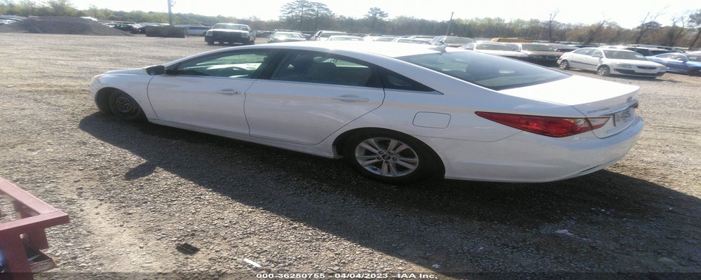 5NPEB4AC5DH564865 2013 HYUNDAI SONATA photo no. 3
