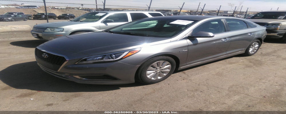 KMHE24L17HA058121 2017 HYUNDAI SONATA HYBRID photo no. 2