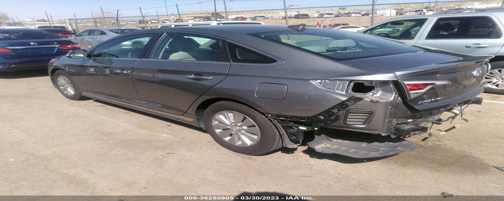 KMHE24L17HA058121 2017 HYUNDAI SONATA HYBRID photo no. 3