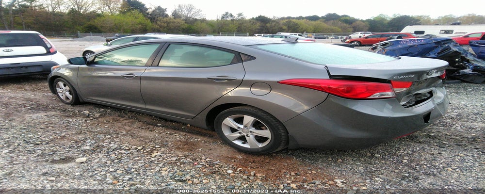 5NPDH4AE8DH398885 2013 HYUNDAI ELANTRA photo no. 3