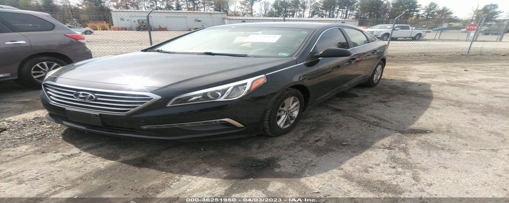 5NPE24AF3FH231738 2015 HYUNDAI SONATA photo no. 2