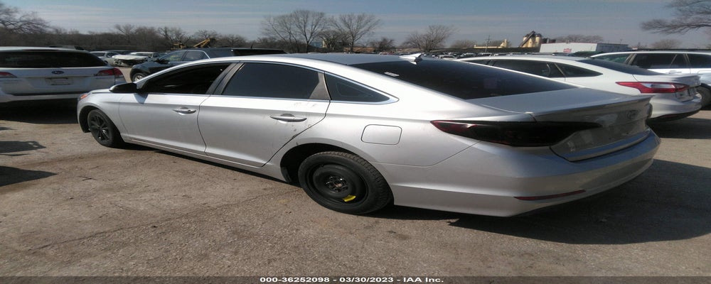 5NPE24AF9FH018616 2015 HYUNDAI SONATA photo no. 3