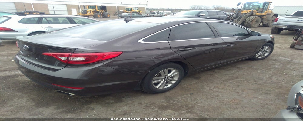 5NPE24AF4FH206587 2015 HYUNDAI SONATA photo no. 4