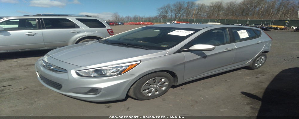 KMHCT5AE7HU312005 2017 HYUNDAI ACCENT photo no. 2
