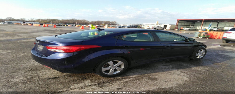 5NPDH4AE2DH441455 2013 HYUNDAI ELANTRA photo no. 4