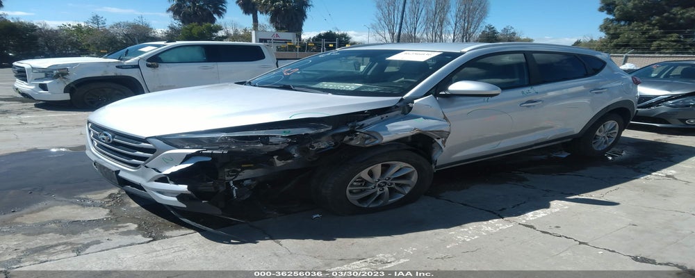 KM8J33A47JU607789 2018 HYUNDAI TUCSON photo no. 2