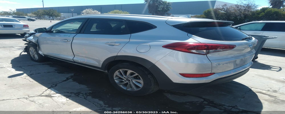 KM8J33A47JU607789 2018 HYUNDAI TUCSON photo no. 3