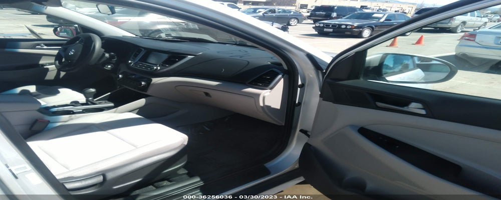 KM8J33A47JU607789 2018 HYUNDAI TUCSON photo no. 5