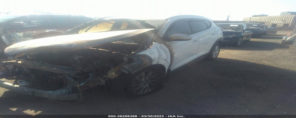 KM8J3CA43GU249633 2016 HYUNDAI TUCSON photo no. 2