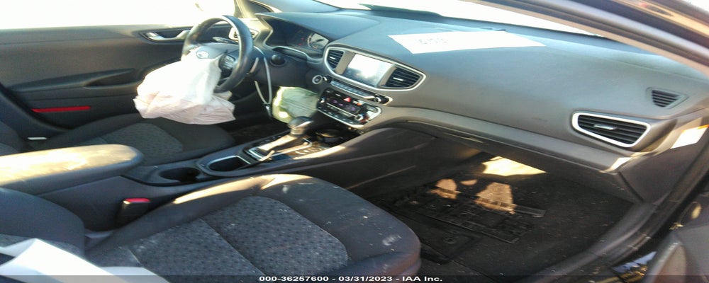 KMHC65LD3JU076812 2018 HYUNDAI IONIQ PLUG-IN HYBRID photo no. 5