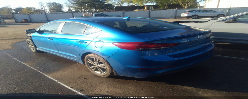 5NPD84LF8JH213025 2018 HYUNDAI ELANTRA photo no. 3