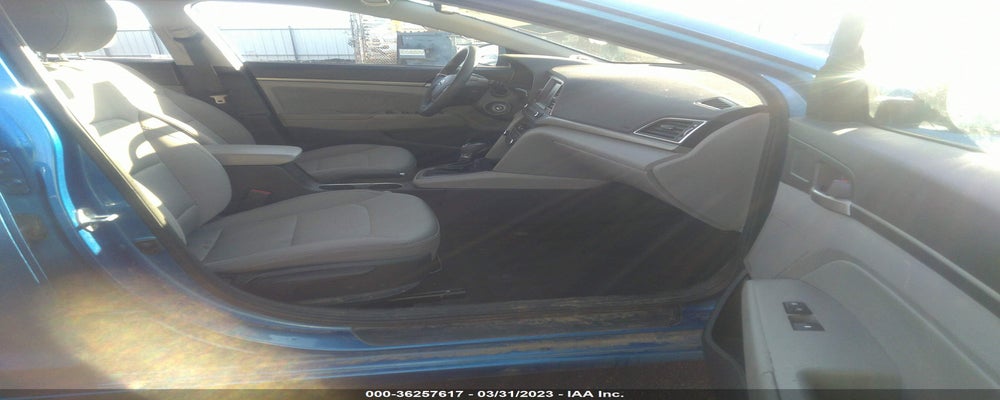 5NPD84LF8JH213025 2018 HYUNDAI ELANTRA photo no. 5