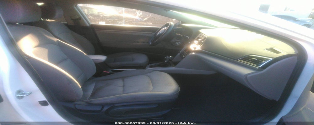 5NPD74LF4HH102601 2017 HYUNDAI ELANTRA photo no. 5