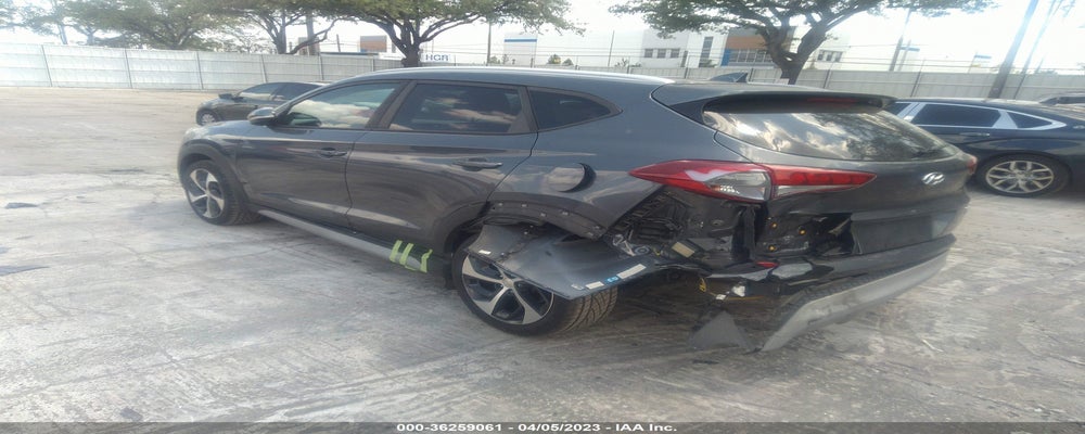 KM8J3CAL0JU762482 2018 HYUNDAI TUCSON photo no. 3