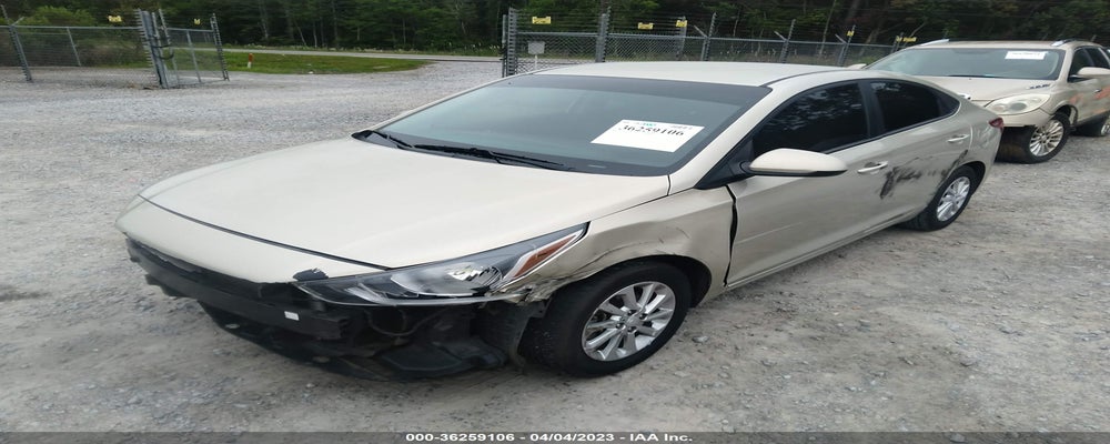 3KPC24A3XJE010826 2018 HYUNDAI ACCENT photo no. 2