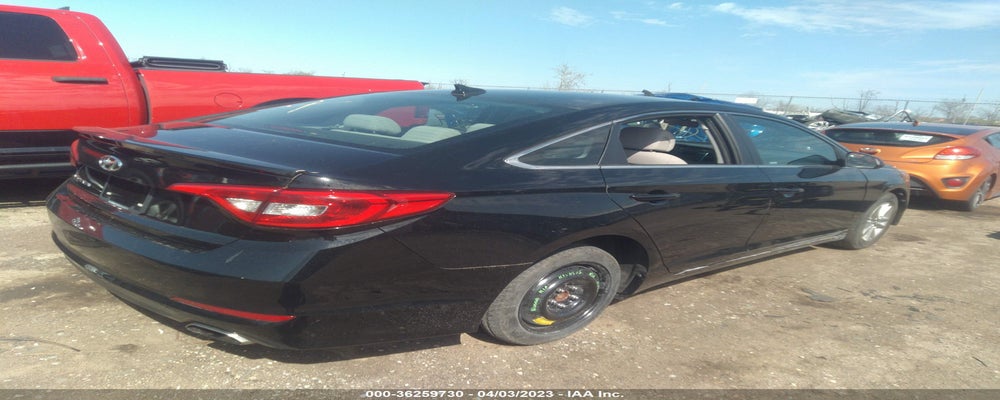 5NPE24AF1FH218826 2015 HYUNDAI SONATA photo no. 4